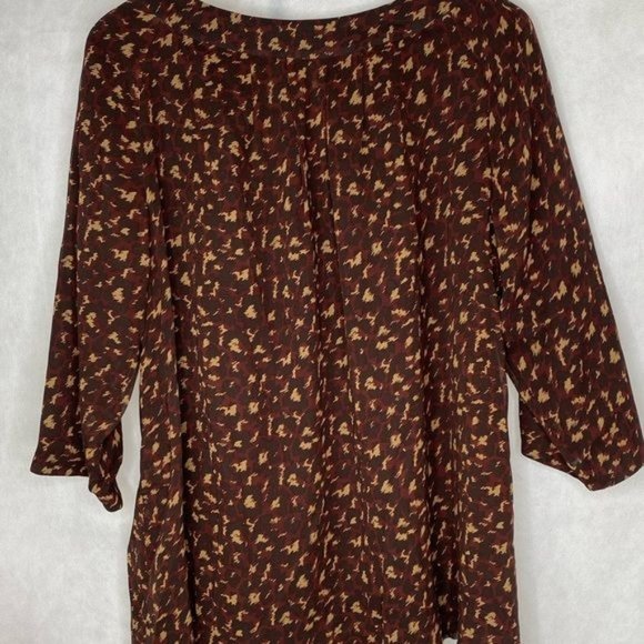 Pendleton, ladies, silk blouse, brown animal, print pattern, size 16 - Picture 6 of 12